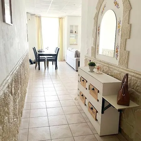 Appartement De 2 A A 500 M De La Plage Avec Wifi